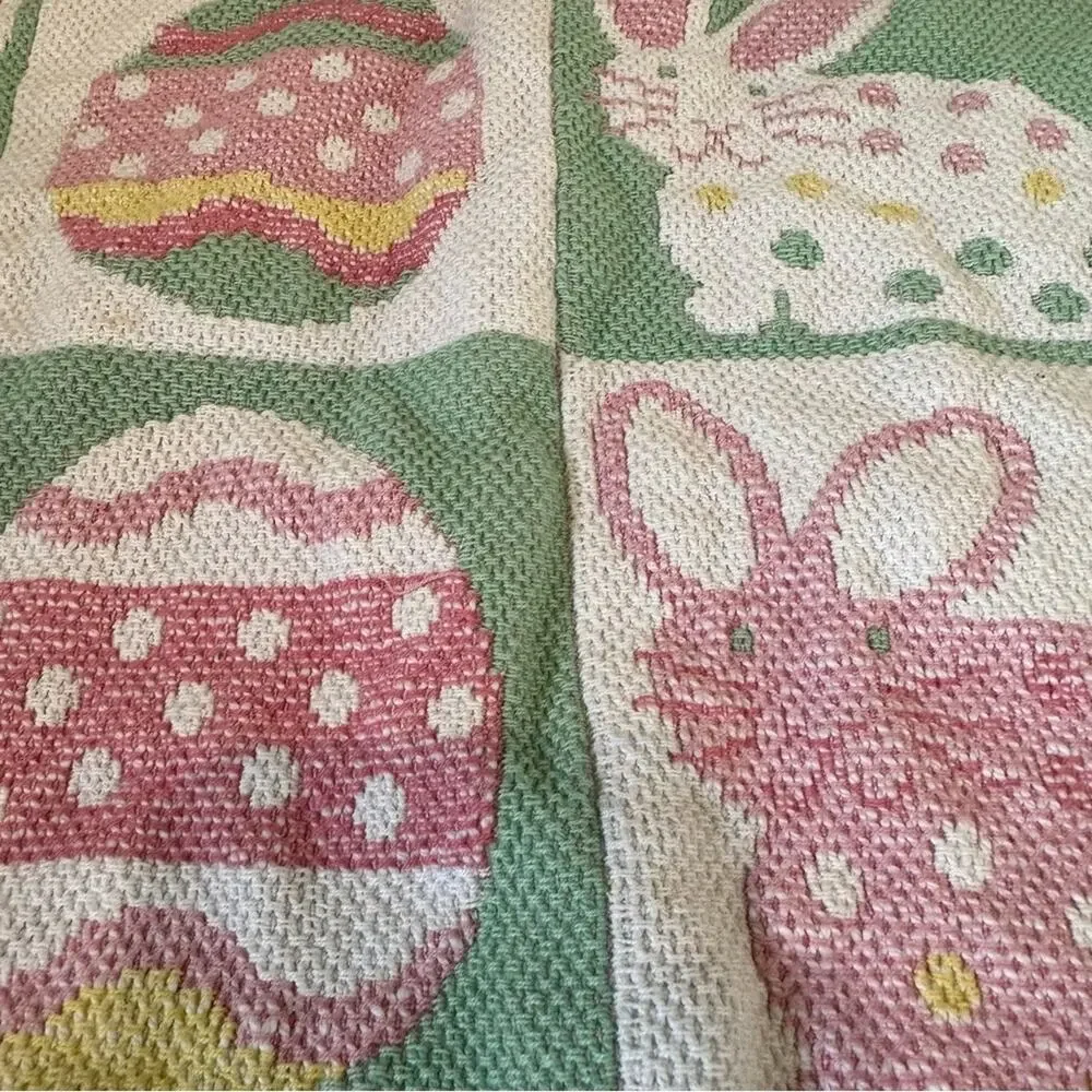 Vintage Easter Bunny Woven Placemats collectible - set of 2 placemats coquette